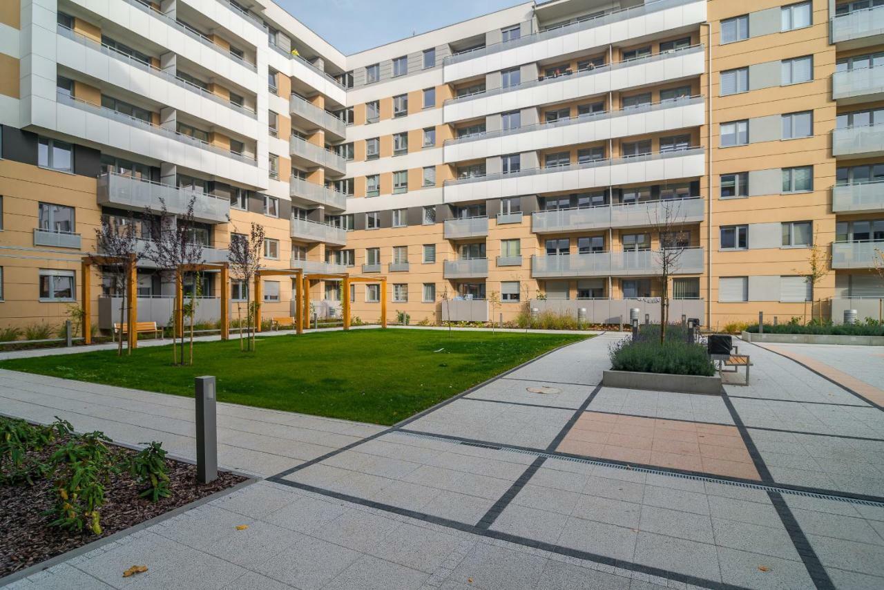 Exclusive Apartments Teczowa With Underground Parking By Noclegi Renters Wrocław Kültér fotó